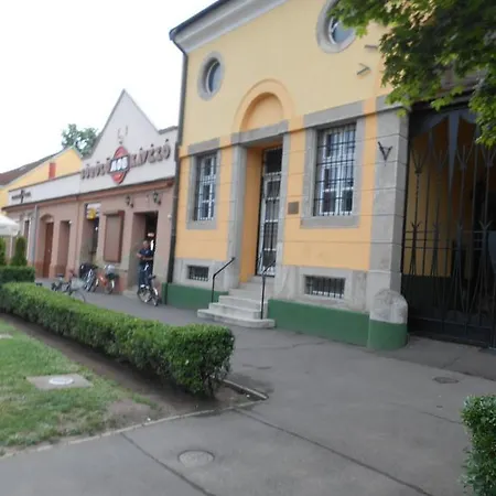 Apartamento Bem Downtown Debrecen